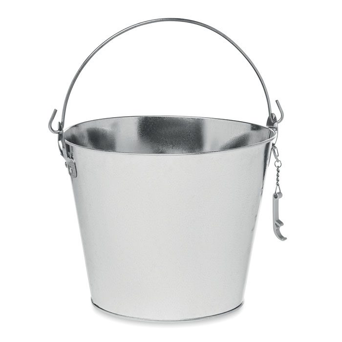 BUCKY - Imagen Principal